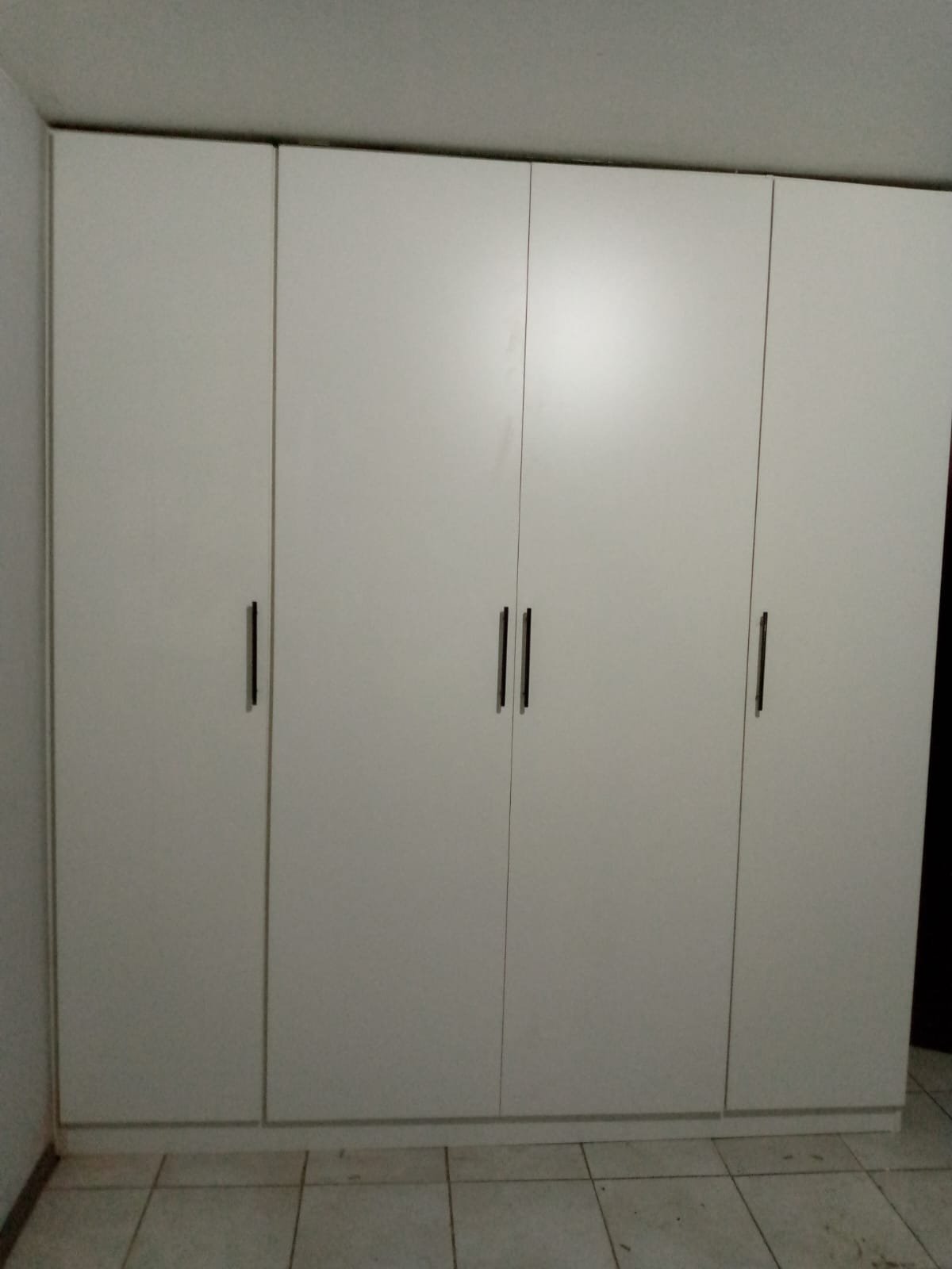 Fitted bedroom wardrobes installed in Pretoria